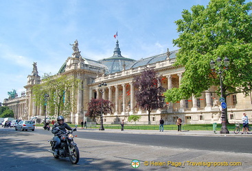 View of Grand Palais facade on Av. Winston-Churchill